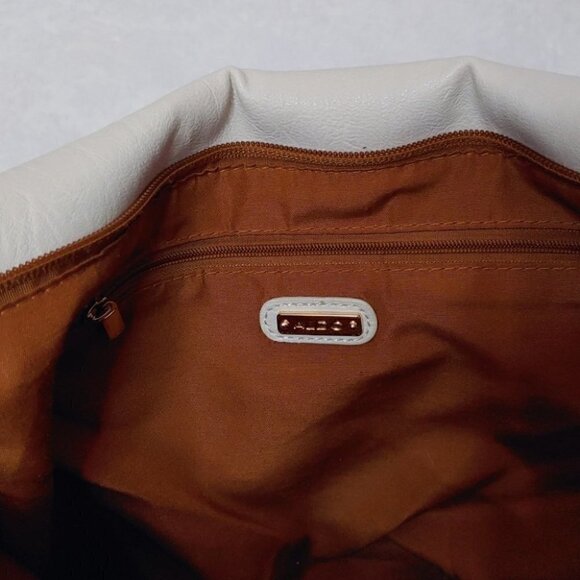 ALDO Faux leather crossbody bag - Picture 6 of 9